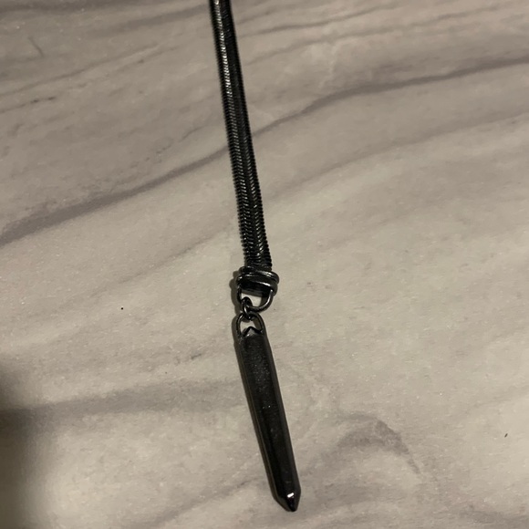 Kendra Scott Necklace - Picture 6 of 6